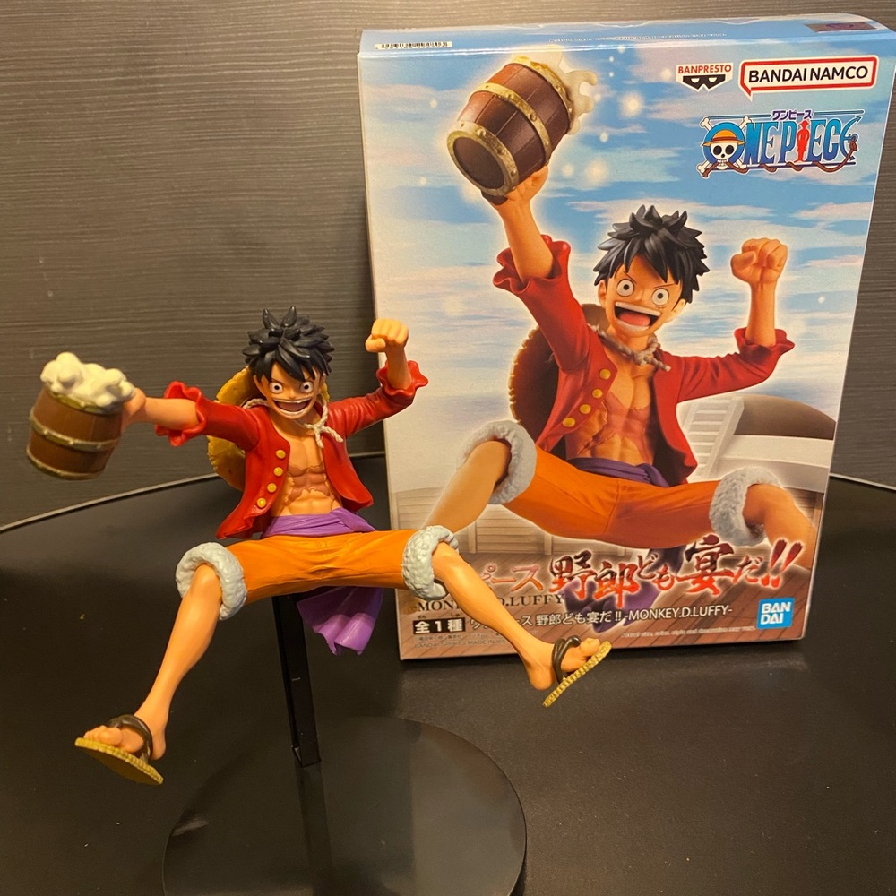 One Piece Monkey D. Luffy Statue - “It’s a Banquet!!”